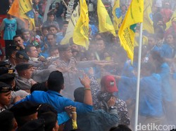 Ricuh di KPK Jadi Perhatian Netizen di Twitter