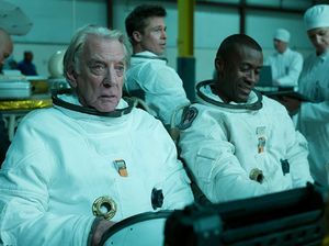 Brad Pitt Konsultasi dengan Astronot Betulan untuk Peran Ad Astra Brad Pitt Konsultasi dengan Astronot Betulan untuk Peran Ad Astra