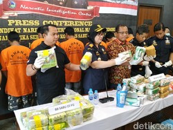 Bareskrim Gagalkan Penyeludupan Puluhan Kilogram Sabu dan Ekstasi dari Malaysia