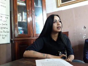 Divonis 3 Bulan Penjara, Xena Xenita Merasa Dirugikan Divonis 3 Bulan Penjara, Xena Xenita Merasa Dirugikan