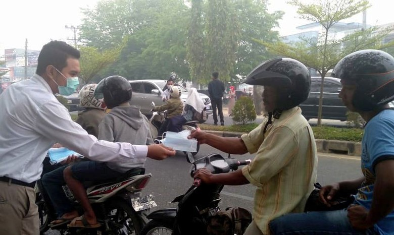Hari Ke-10 Pemadaman Kebakaran Lahan Gambut di Riau