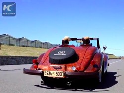 Butuh 8 Tahun untuk Membuat Mercedes-Benz dari Kayu