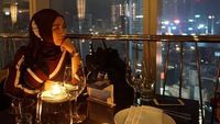 Intip Pose Shobibah Rohmah Istri Imam Nahrawi Kala Kulineran di Restoran Mewah