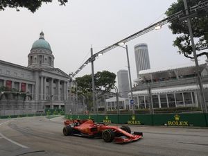 Seputar F1 GP Singapura yang Sempat Terancam Kabut Asap Seputar F1 GP Singapura yang Sempat Terancam Kabut Asap