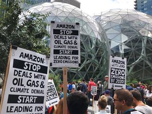 Potret Aksi Peduli Iklim dari Berbagai Negara di Dunia Potret Aksi Peduli Iklim dari Berbagai Negara di Dunia