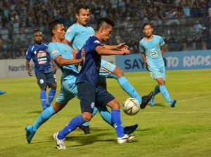 Dengan Segala Keterbatasan, Persela Sukses Kalahkan Arema FC