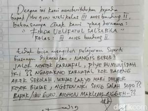 Kepsek MI di Jombang Akui Ada Surat Izin Nonton Karnaval yang Viral Kepsek MI di Jombang Akui Ada Surat Izin Nonton Karnaval yang Viral