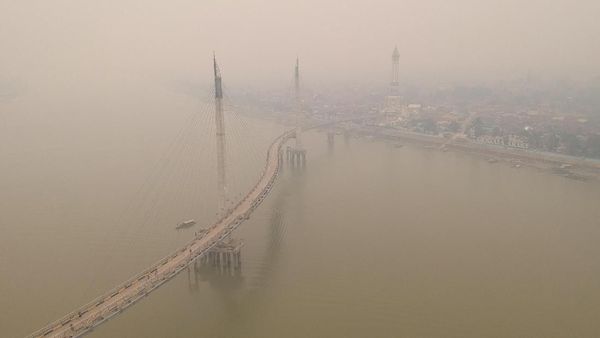 Akhir Pekan, Sumatera dan Kalimantan Masih Dikepung Kabut Asap