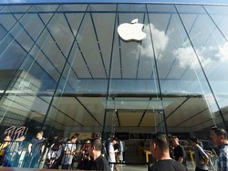 Nyaris Tak Ada Antrean Pembeli iPhone 11 di China