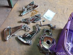 Melihat Proses Modifikasi Krom Pakai Teknik Celup