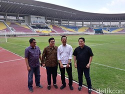 Sambangi Stadion Manahan, Erick Thohir Beri Isyarat Beli Persis Solo