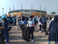 World Cleanup Day 2019, Pemkab Bogor Bersih-bersih Stadion Pakansari