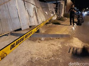 Terbakar Cemburu, Pria Bacok Teman Pacarnya di Jakbar