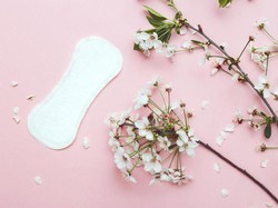 Viral di Medsos, Perlukah Cuci Pembalut Sebelum Dibuang? Gini Kata Dokter