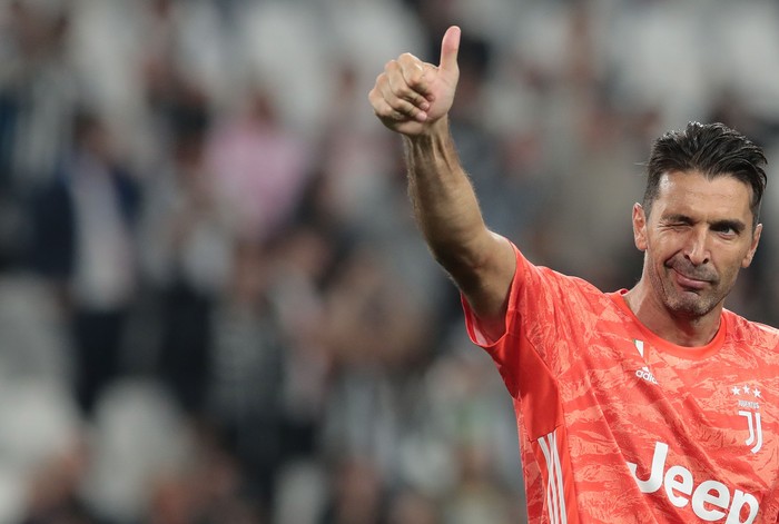 TURIN, ITALY - SEPTEMBER 21:  Gianluigi Buffon of Juventus celebrates the victory at the end of the Serie A match between Juventus and Hellas Verona at Allianz Stadium on September 21, 2019 in Turin, Italy.  (Photo by Emilio Andreoli/Getty Images)