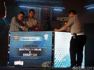 Smart SIM Resmi Diluncurkan, Jangan Coba-coba Langgar Lalu Lintas! Smart SIM Resmi Diluncurkan, Jangan Coba-coba Langgar Lalu Lintas!