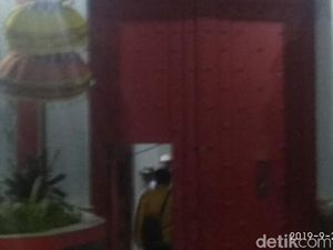 Luthfi Hasan Ishaq Terpantau Pulang ke Lapas Sukamiskin Malam Hari