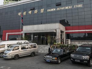 Pemandangan Langka, Deretan Transportasi di Korea Utara