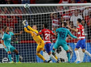 Granada Vs Barcelona: Barca Tumbang 0-2 Granada Vs Barcelona: Barca Tumbang 0-2