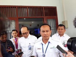 Merapi Embuskan Awan Panas Letusan, Aktivitas Bandara Yogya Normal Merapi Embuskan Awan Panas Letusan, Aktivitas Bandara Yogya Normal