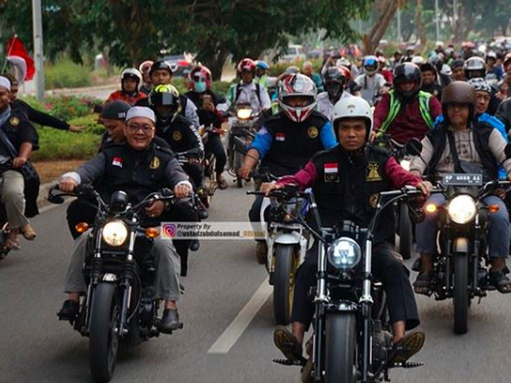 5 Filosofi Ustaz Somad Bagi Bikers yang Ingin Touring 5 Filosofi Ustaz Somad Bagi Bikers yang Ingin Touring