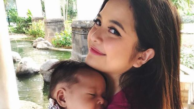 Kaleidoskop: 5 Artis Indonesia yang Mengalami Baby Blues di 2019