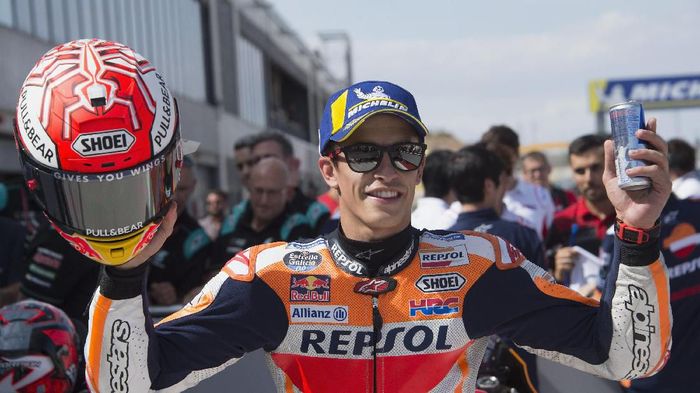 JUDI ONLINE Marc Marquez semakin dekat dengan gelar juara dunia MotoGP usai menang di Aragon (Foto: Mirco Lazzari gp/Getty Images)