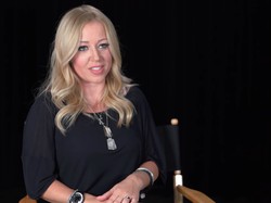 Ini Sosok Pewaris Restoran Burger In-N-Out yang Jadi CEO Wanita Terbaik