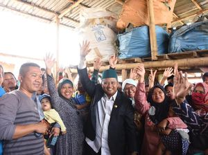 Wagub Jabar Apresiasi Pengelola Bank Sampah Hade Jaya di Garut