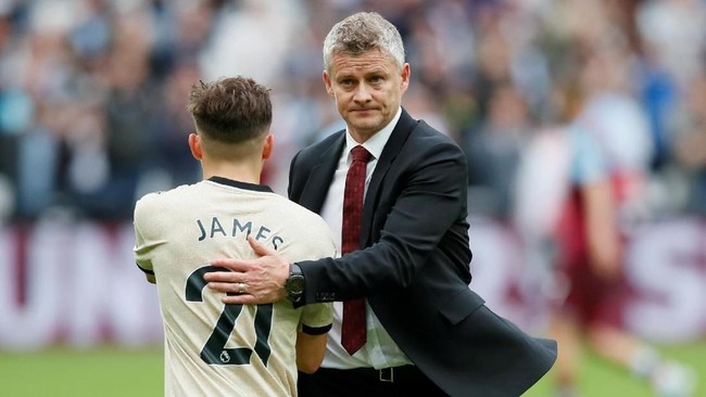Solskjaer Balas Kritik Mourinho Usai MU Dibekap West Ham