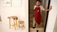 Amputasi Tak Patahkan Semangat Ichwan, Barista dengan Satu Kaki di Bekasi