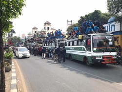Hendak Ikut Demo di DPR, Ratusan Mahasiswa Bergerak dari Ciputat