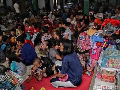 Melihat Pengungsi Korban Kebakaran di Jatinegara
