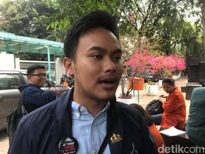 BEM Trisakti soal Pengusul Gelar Jokowi Putra Reformasi: Relawan Pas Pemilu BEM Trisakti soal Pengusul Gelar Jokowi Putra Reformasi: Relawan Pas Pemilu