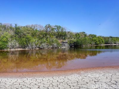 Keajaiban Alam di Indonesia: Danau Merah