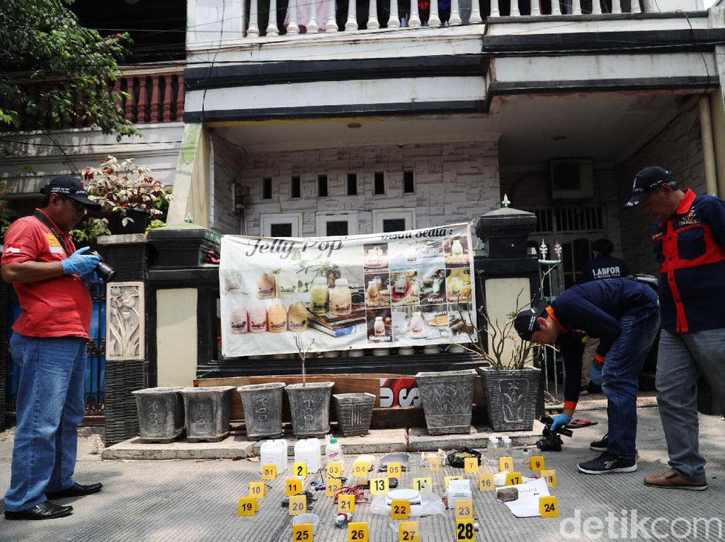 Kisah Pengintaian Iron Man dalam Penggerebekan Terduga Teroris di Jakut Kisah Pengintaian Iron Man dalam Penggerebekan Terduga Teroris di Jakut
