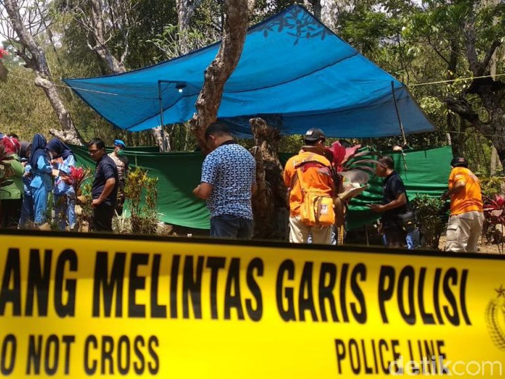 Pembunuh Sales Motor yang Mayatnya Terjerat Tali Tambang di Hutan Dibekuk