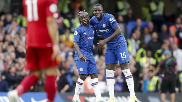 Gelandang Chelsea N'Golo Kante menolak bermain di tengah pandemi.