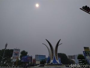 Banda Aceh Diselimuti Kabut Asap, Walkot Imbau Warga Kurangi Aktivitas di Luar