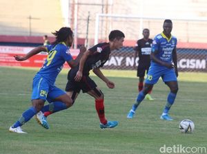 Persipura Kalah dari Persib karena Tak Tampil Full Team