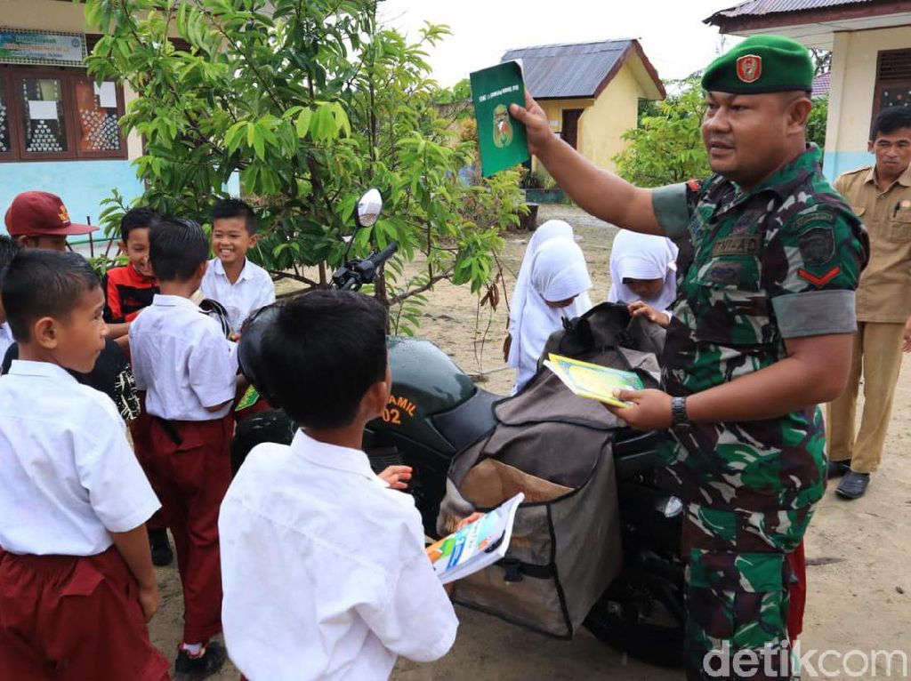 Peran Serta TNI AD Majukan Pulau Terluar Aceh di Simeulue