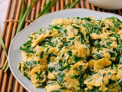 Resep Tumis Telur Kucai Gaya Resto yang Praktis