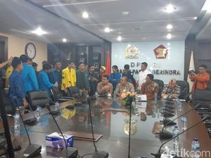 Diterima DPR, Mahasiswa Tolak RUU KUHP-KPK Ogah Dialog di Ruang F-Gerindra