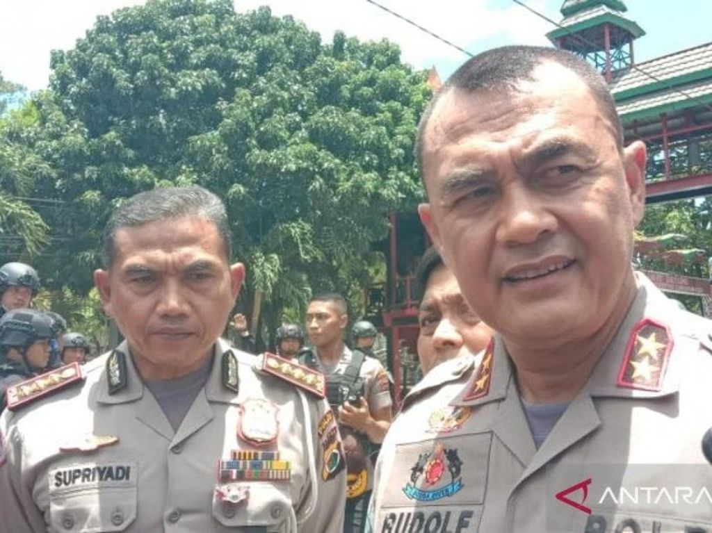 Polisi Halau Aksi di Uncen Jayapura, Duga Demo Terkait Sidang PBB Polisi Halau Aksi di Uncen Jayapura, Duga Demo Terkait Sidang PBB