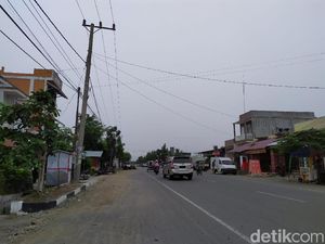 Kabut Asap Kini Selimuti Seluruh Daerah di Aceh Kabut Asap Kini Selimuti Seluruh Daerah di Aceh