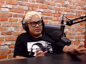 Saat Deddy Corbuzier dan Uya Kuya Debat hingga Berujung Saling Pamer Saat Deddy Corbuzier dan Uya Kuya Debat hingga Berujung Saling Pamer