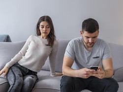 Sepupuku Selingkuhan Suamiku, Kisah Sedih Wanita Dikhianati Suami