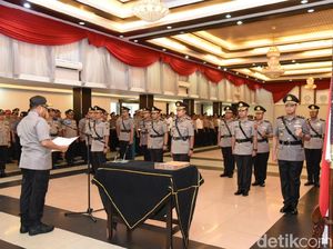 Kapolda Kalsel Lantik Dirkrimum, Dirkrimsus hingga 4 Kapolres yang Baru