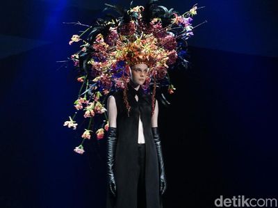 Cantik dan Unik, Deretan Aksesori Ini Terbuat dari Bunga Khas Indonesia