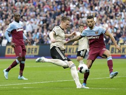 MU tampil jauh lebih baik di awal babak kedua. Istimewa/Henry Browne/Getty Images.
